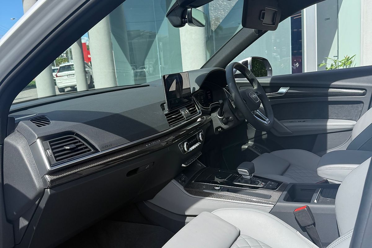 2024 Audi SQ5 TFSI FY