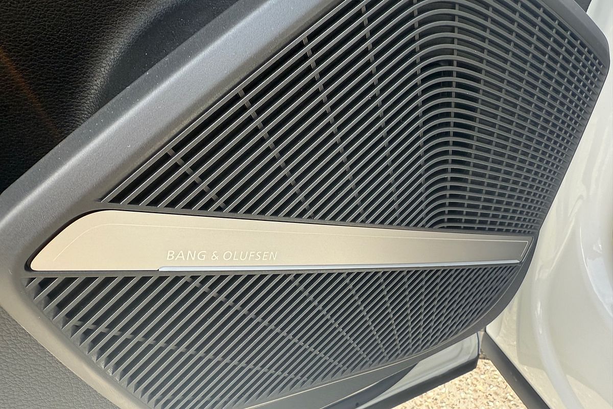 2024 Audi SQ5 TFSI FY