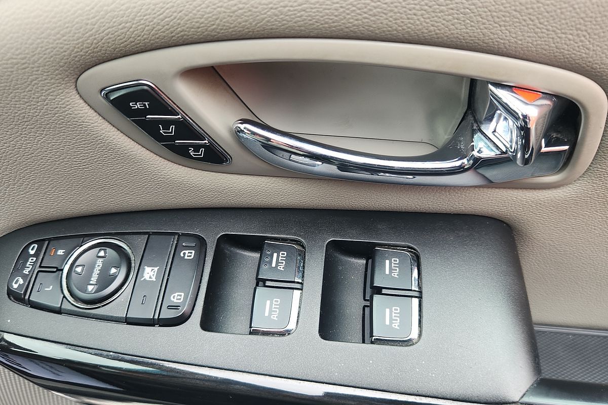 2018 Kia Carnival Platinum YP
