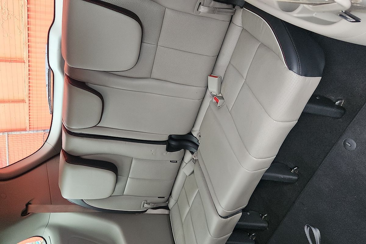 2018 Kia Carnival Platinum YP