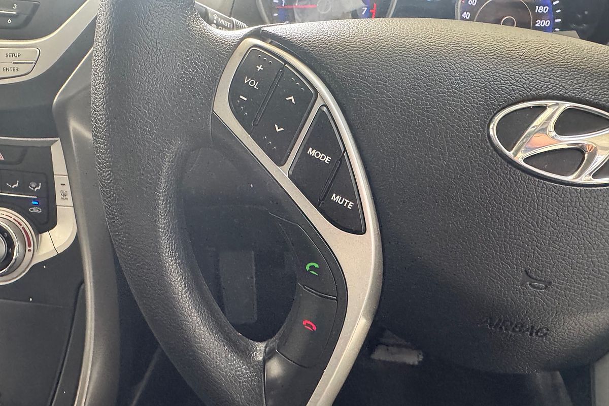 2012 Hyundai Elantra Active MD
