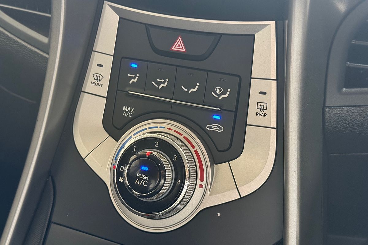 2012 Hyundai Elantra Active MD