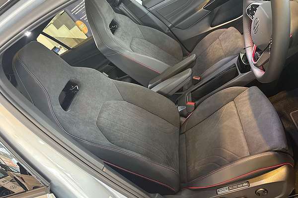 2024 Volkswagen ID.5 GTX E2