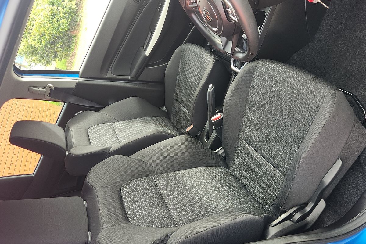 2023 Suzuki Swift GL AZ Series II