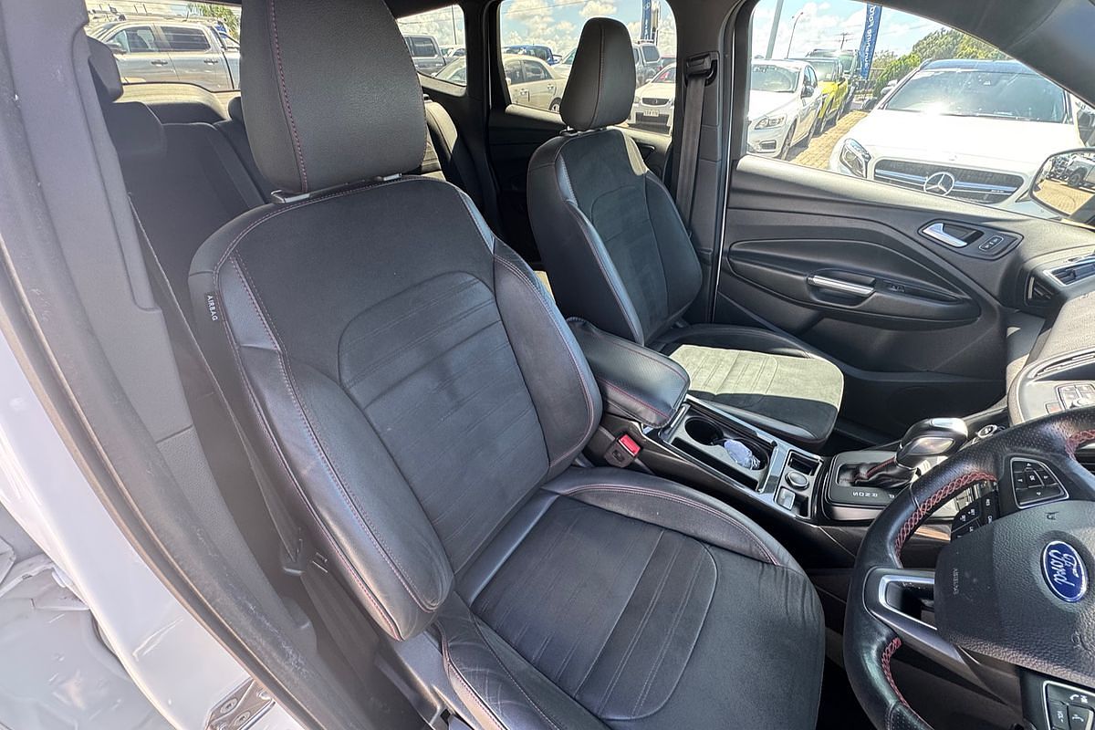 2019 Ford Escape ST-Line ZG