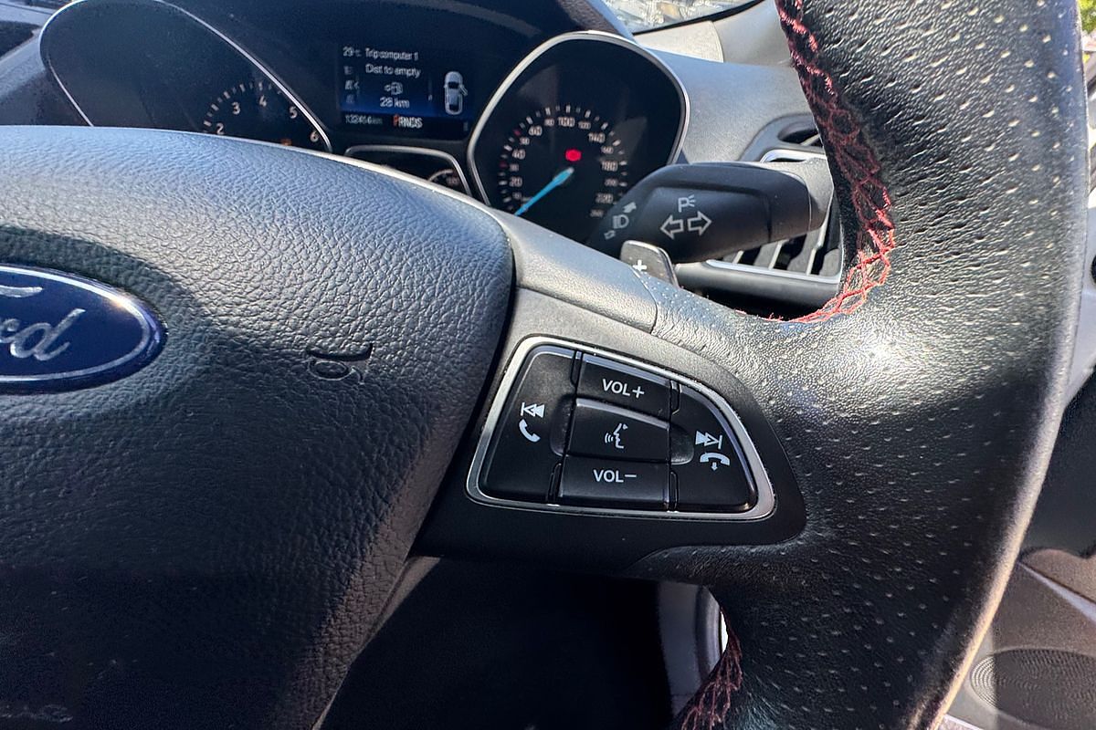 2019 Ford Escape ST-Line ZG