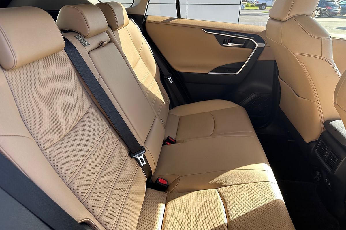 2022 Toyota RAV4 Cruiser AXAH52R