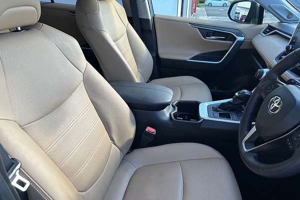 2022 Toyota RAV4 Cruiser AXAH52R