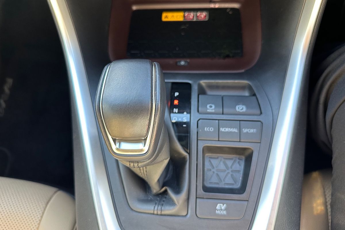 2022 Toyota RAV4 Cruiser AXAH52R