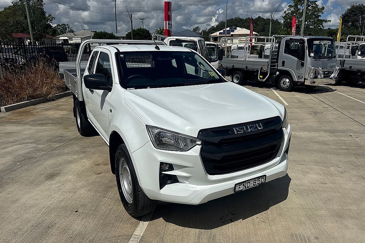 2024 Isuzu D-MAX SX High Ride Rear Wheel Drive