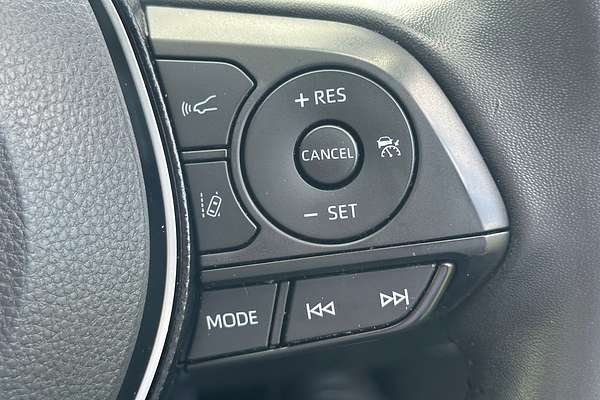 2020 Toyota RAV4 Edge AXAA54R