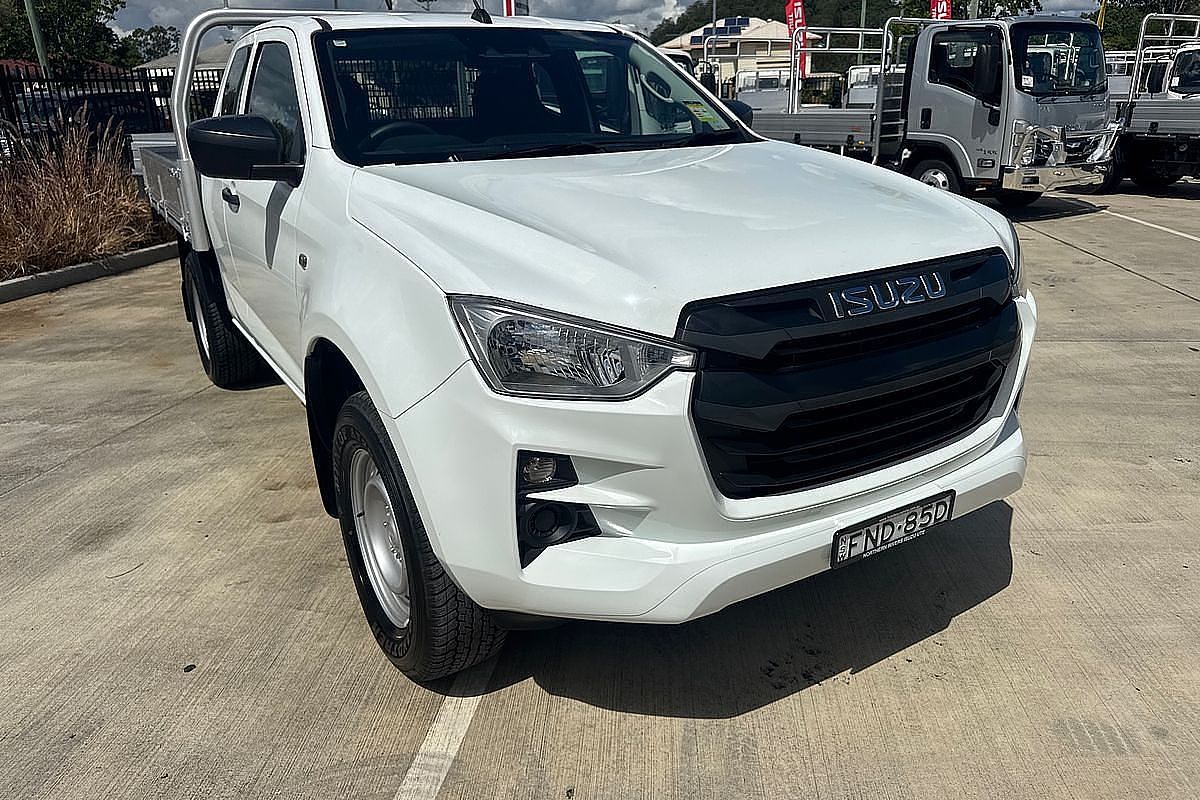 2024 Isuzu D-MAX SX High Ride Rear Wheel Drive