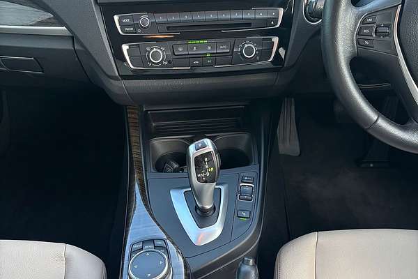 2015 BMW 1 Series 118d Urban Line F20 LCI