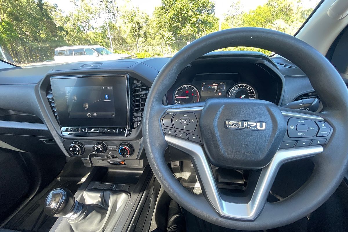2022 Isuzu D-MAX SX High Ride  Rear Wheel Drive