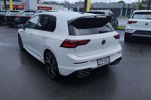 2024 Volkswagen Golf R 8