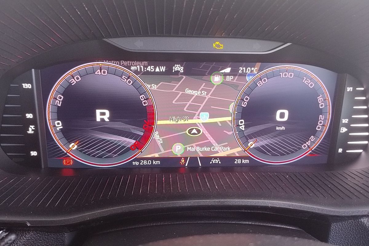 2024 Volkswagen Golf R 8