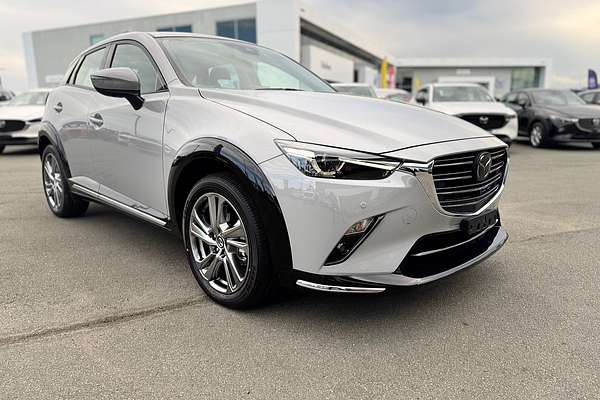 2025 Mazda CX-3 G20 Akari DK