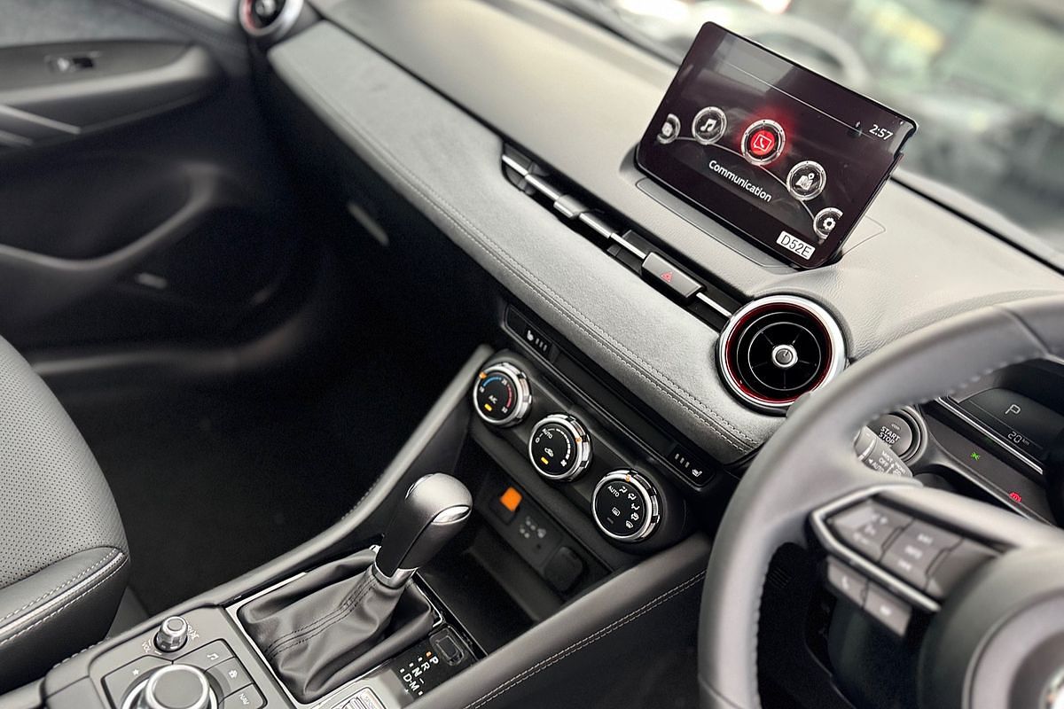 2025 Mazda CX-3 G20 Akari DK