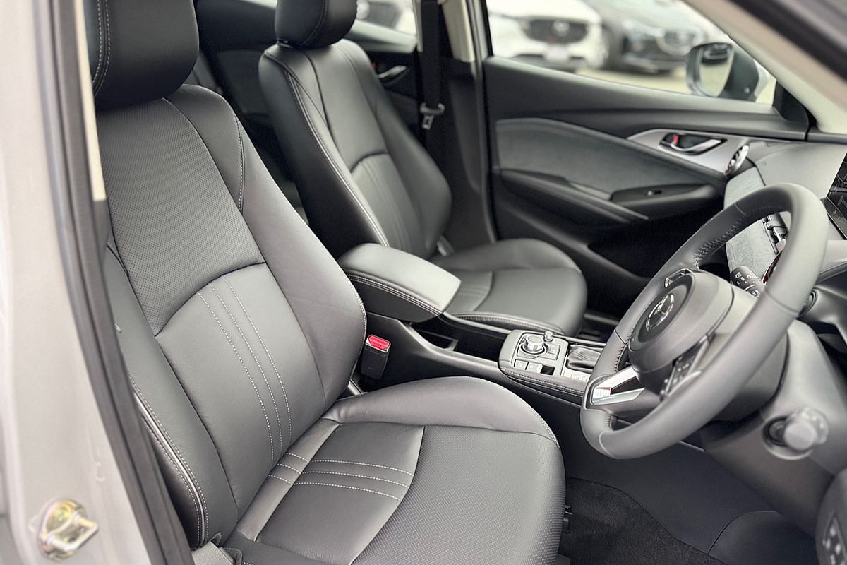 2025 Mazda CX-3 G20 Akari DK