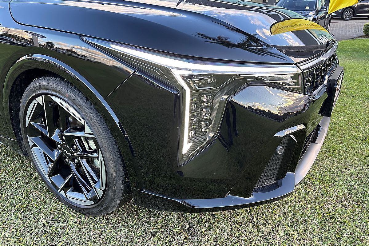 2025 Kia K4 GT-Line CL4m