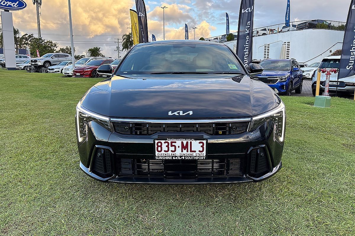 2025 Kia K4 GT-Line CL4m