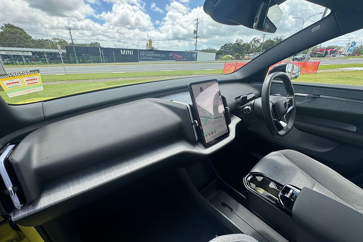 2023 Volvo EX30 Single Motor Extended Range Plus