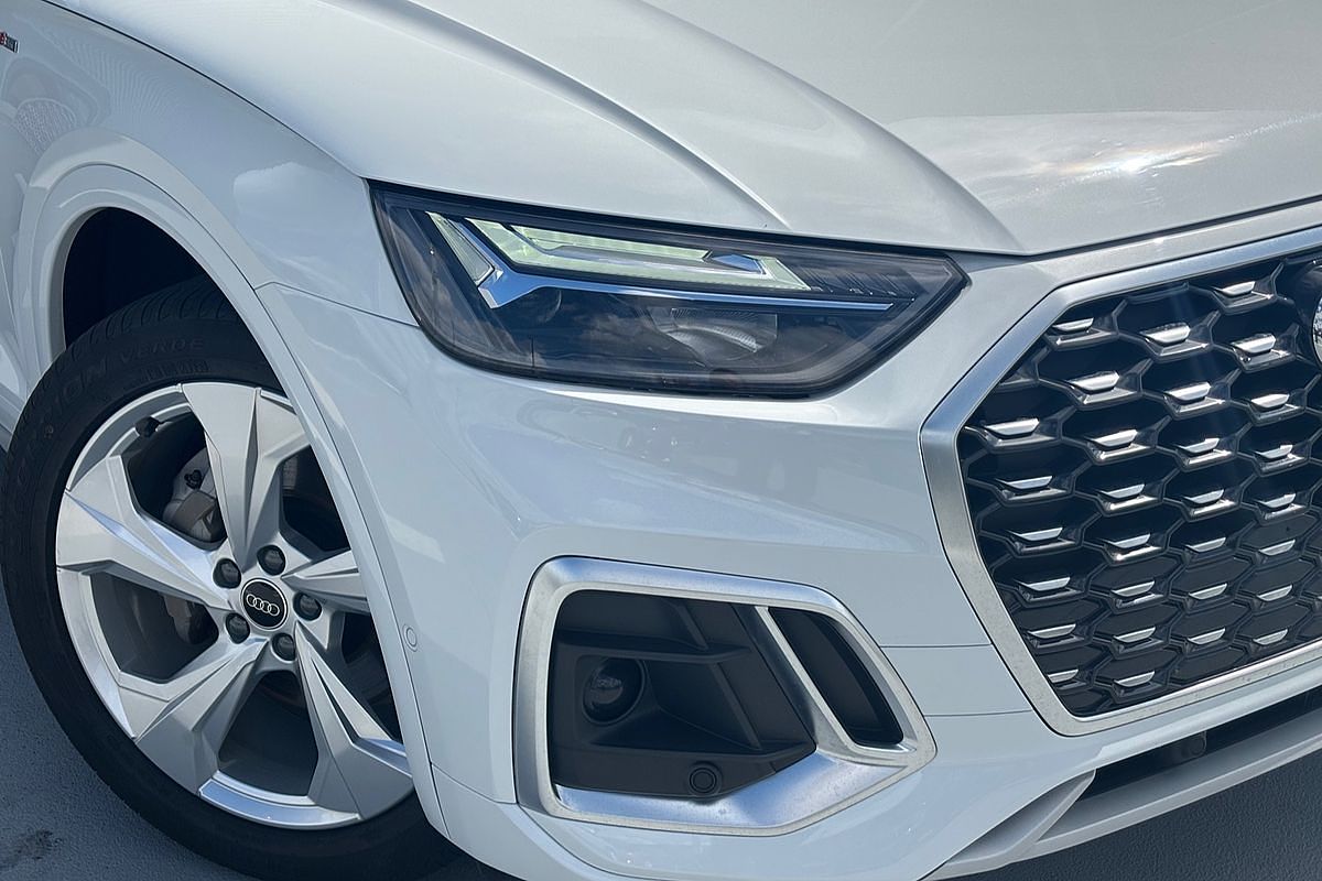 2023 Audi Q5 40 TDI S line FY