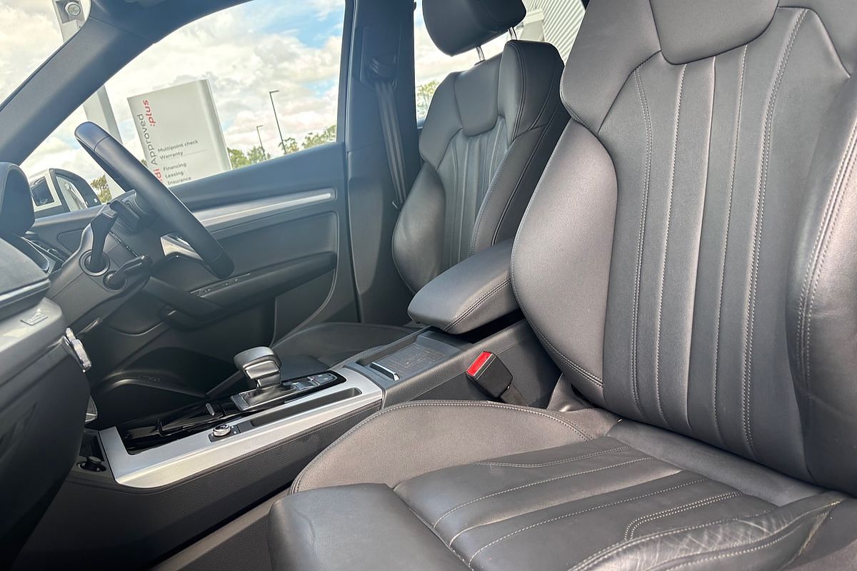 2023 Audi Q5 40 TDI S line FY