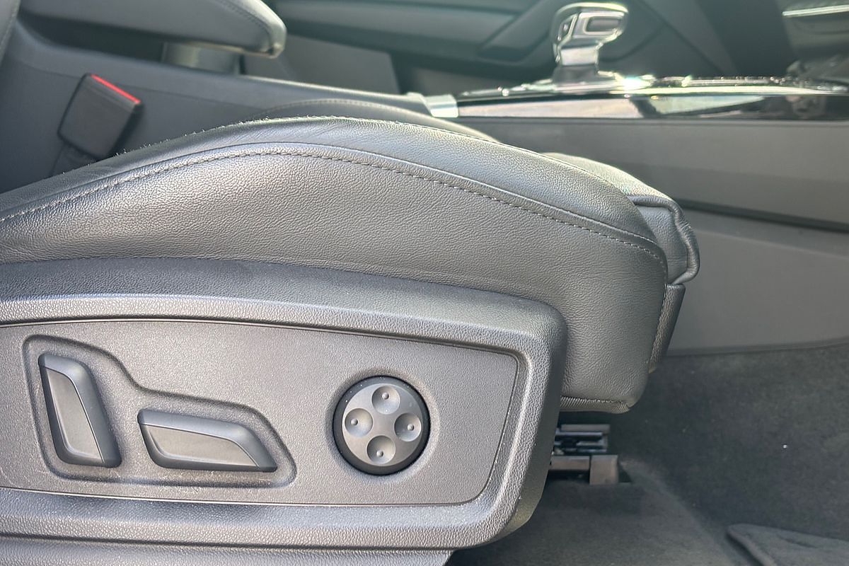 2023 Audi Q5 40 TDI S line FY