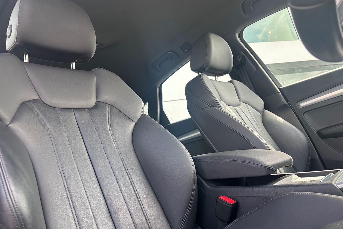 2023 Audi Q5 40 TDI S line FY