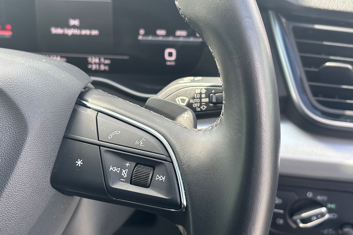 2023 Audi Q5 40 TDI S line FY