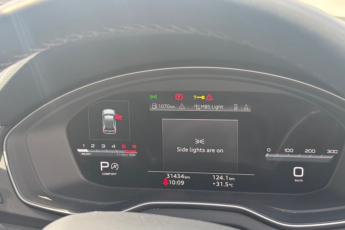 2023 Audi Q5 40 TDI S line FY