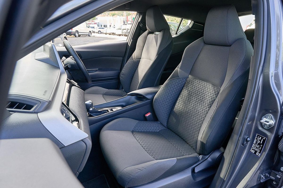 2023 Toyota C-HR GXL NGX10R