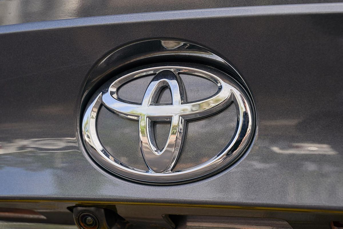 2023 Toyota C-HR GXL NGX10R