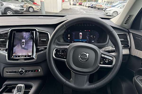 2023 Volvo XC90 Ultimate B6 Bright