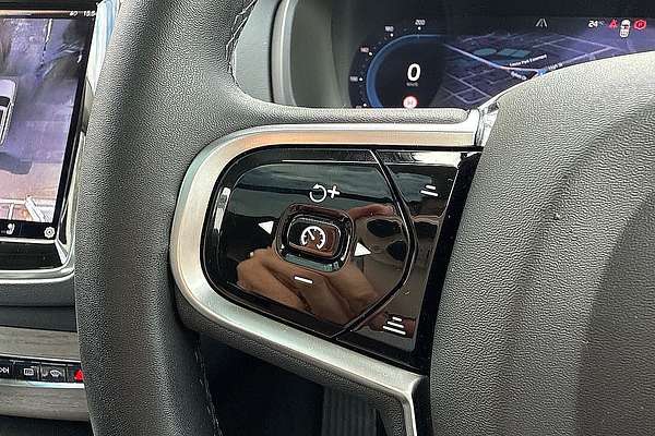 2023 Volvo XC90 Ultimate B6 Bright