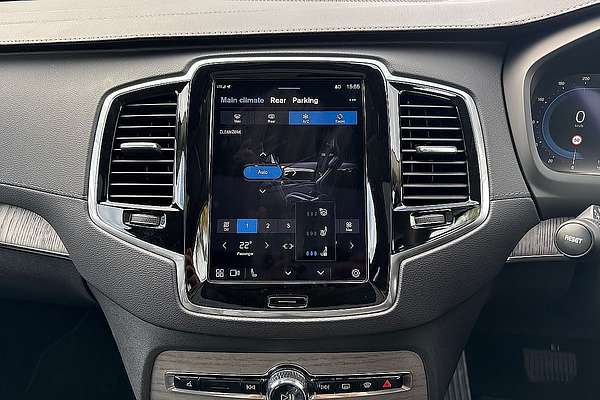 2023 Volvo XC90 Ultimate B6 Bright