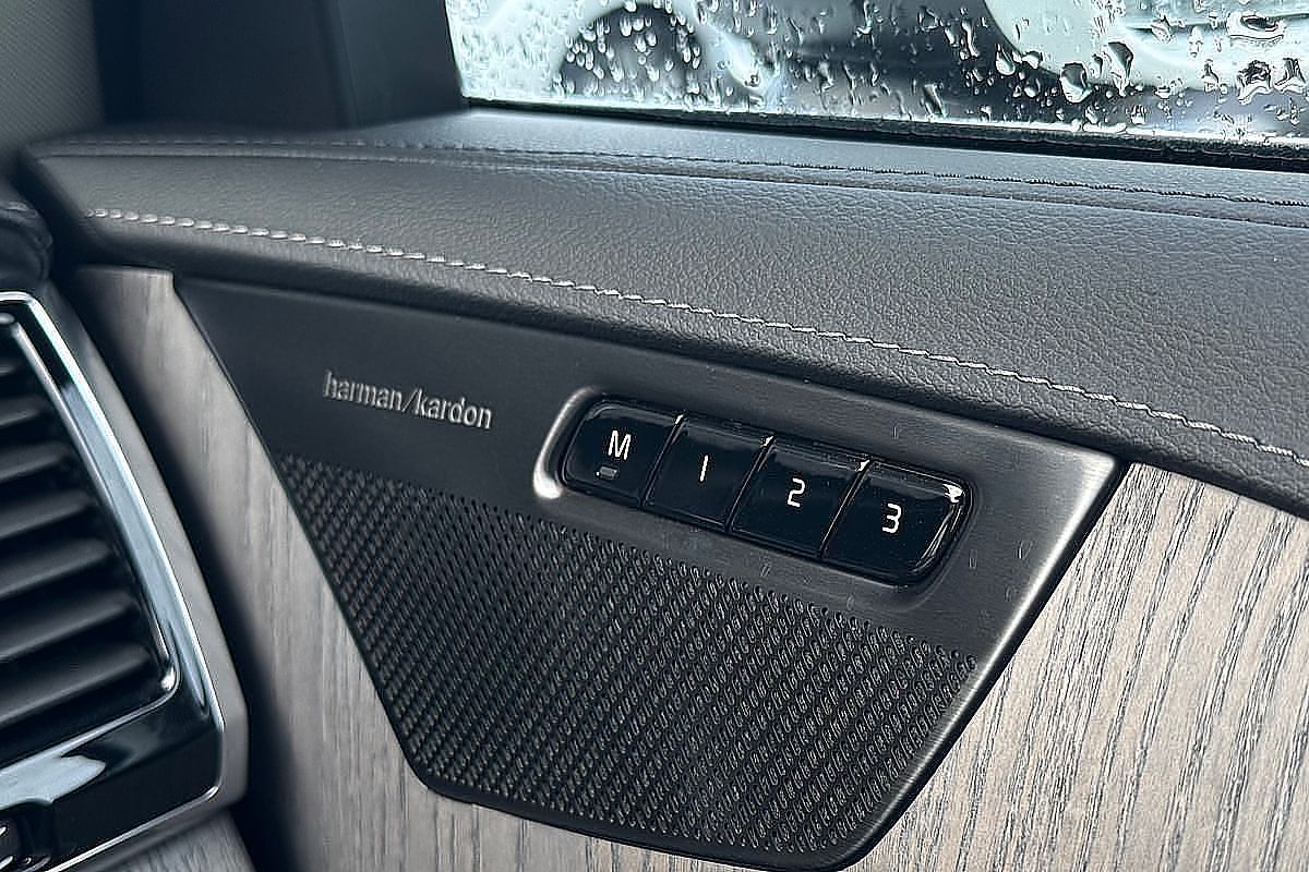 2023 Volvo XC90 Ultimate B6 Bright
