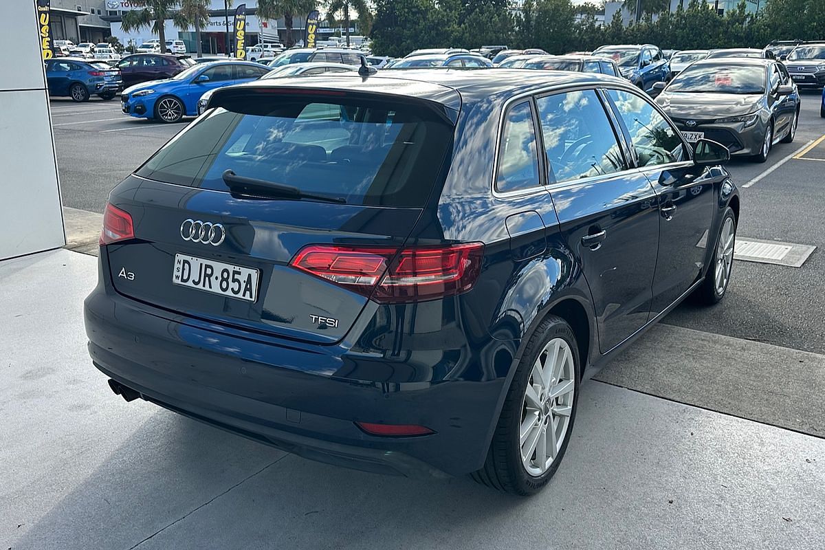 2016 Audi A3 Attraction 8V