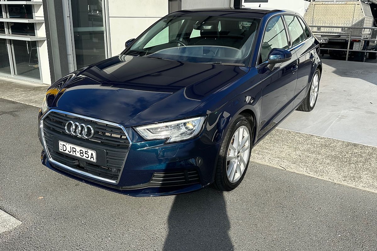 2016 Audi A3 Attraction 8V