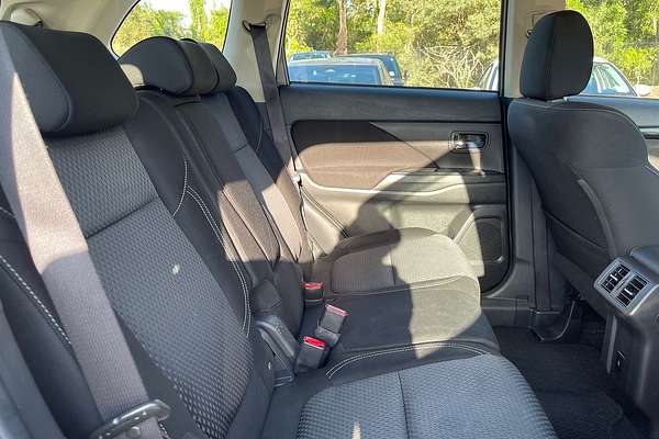 2019 Mitsubishi Outlander ES ZL