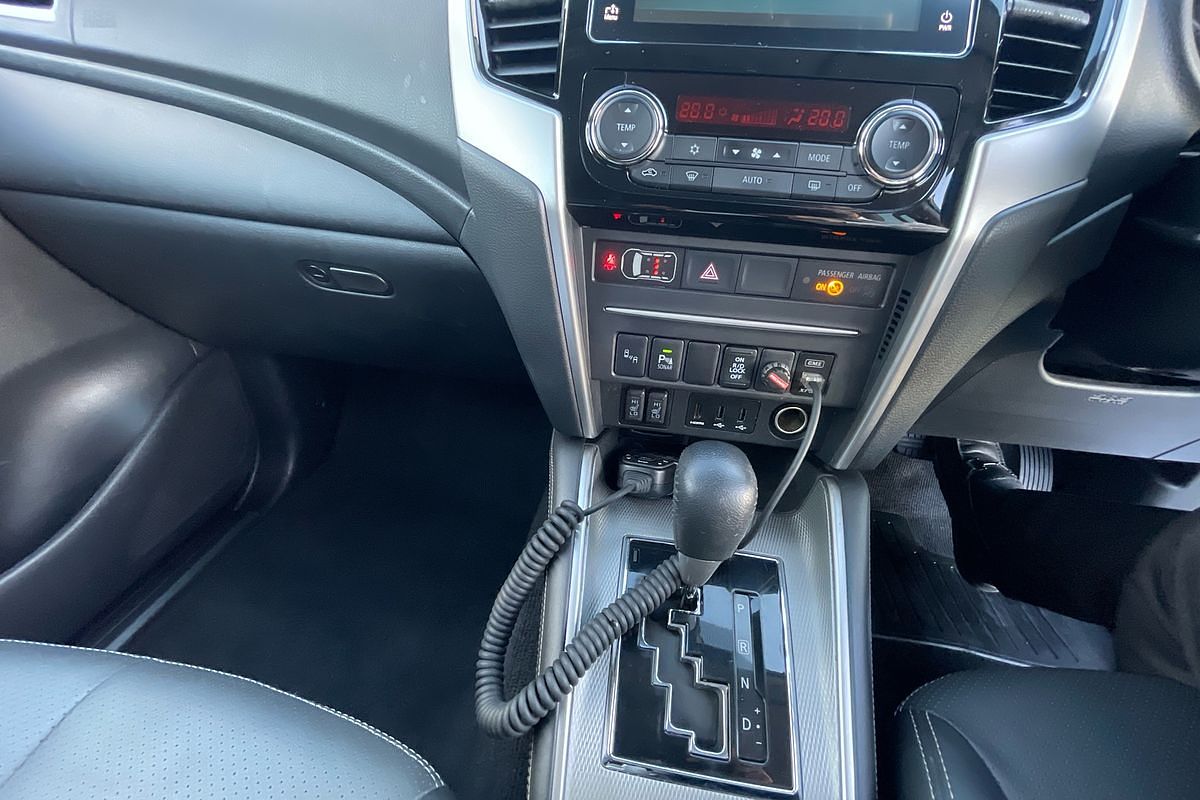 2022 Mitsubishi Triton GSR MR 4X4