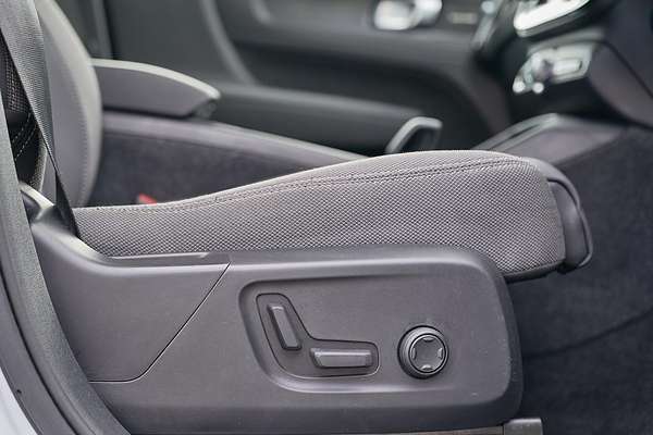 2023 Volvo C40 Recharge
