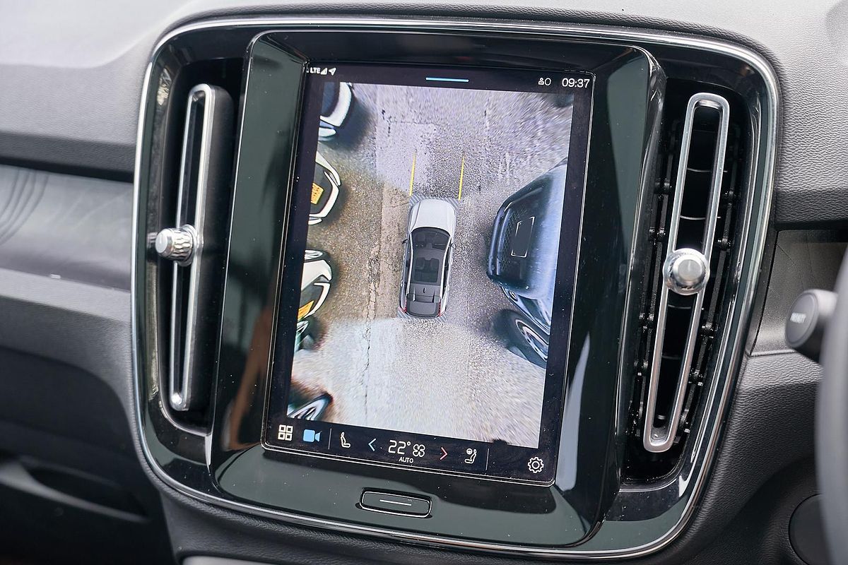 2023 Volvo C40 Recharge