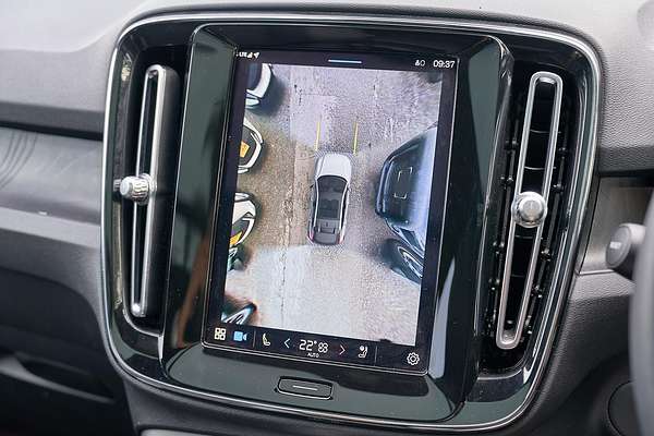 2023 Volvo C40 Recharge