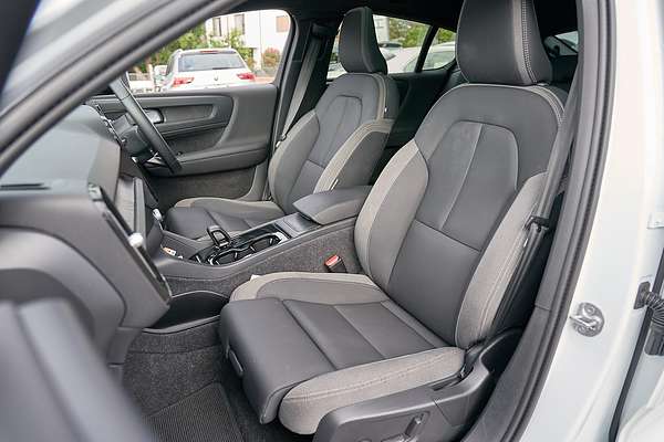 2023 Volvo C40 Recharge