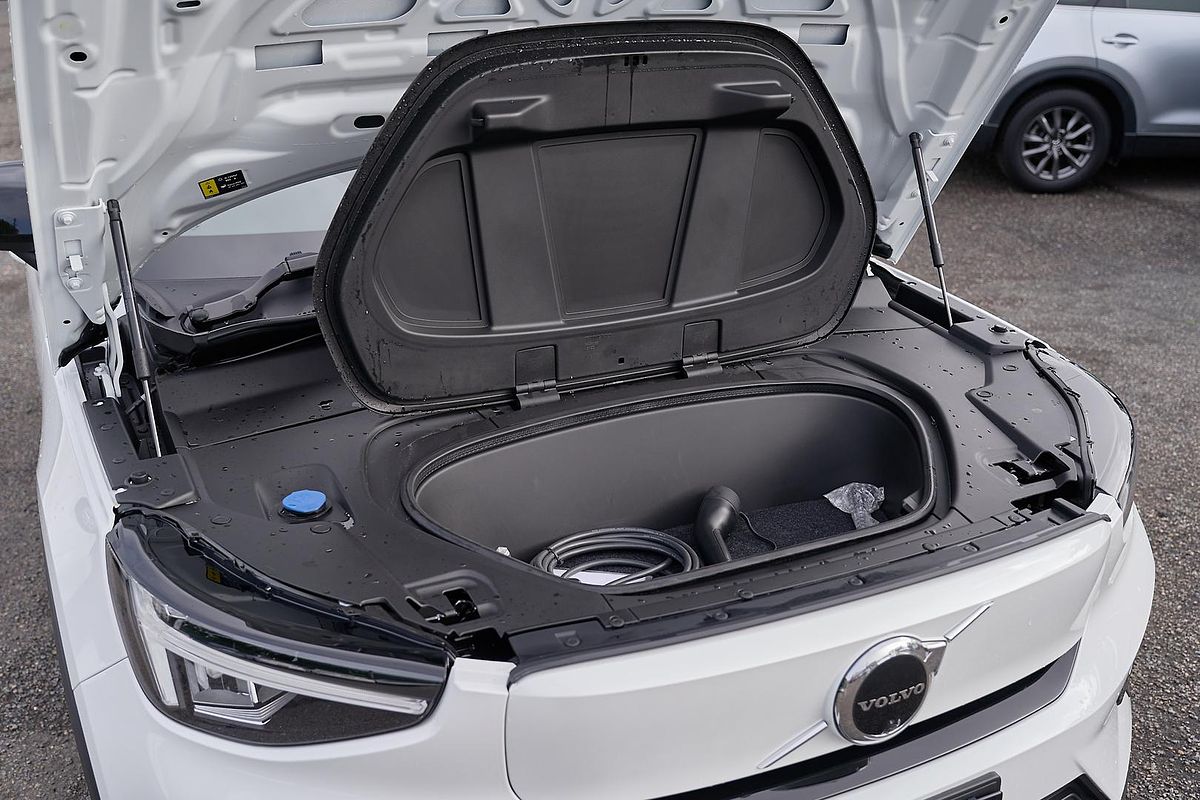 2023 Volvo C40 Recharge