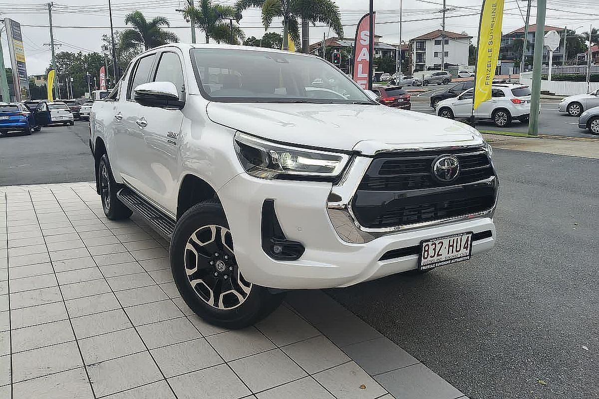 2023 Toyota Hilux SR5 GUN126R 4X4