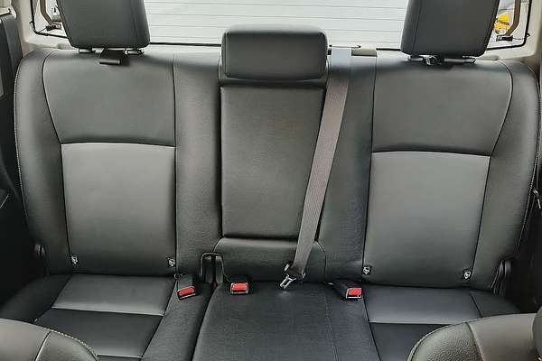 2023 Toyota Hilux SR5 GUN126R 4X4