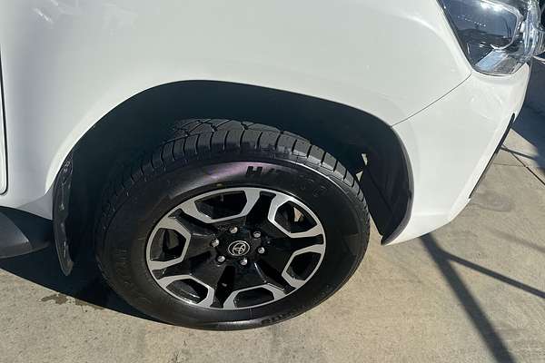 2020 Toyota Hilux SR5 GUN126R 4X4